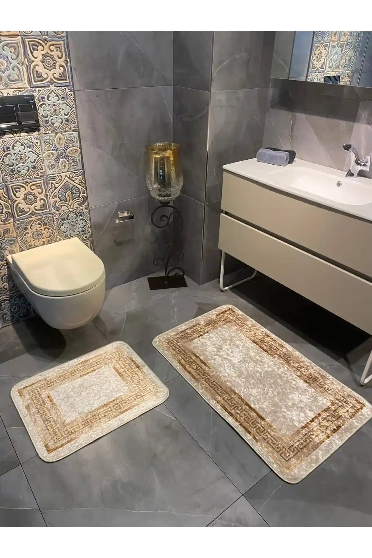 Brillant Banyo Paspasları: Fonksiyonellik ve Estetiğin Birlikte Sunulduğu Çözümler