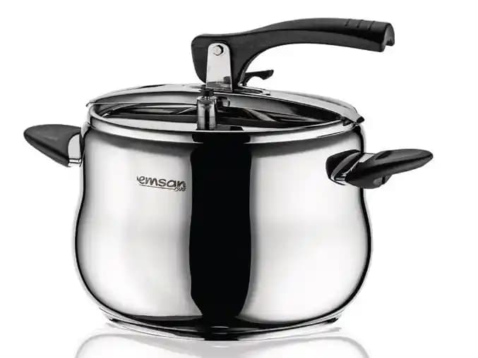Emsan 8 Lt Paslanmaz Çelik Düdüklü Tencere: Dayanıklı ve Güvenilir Mutfak Gereciği