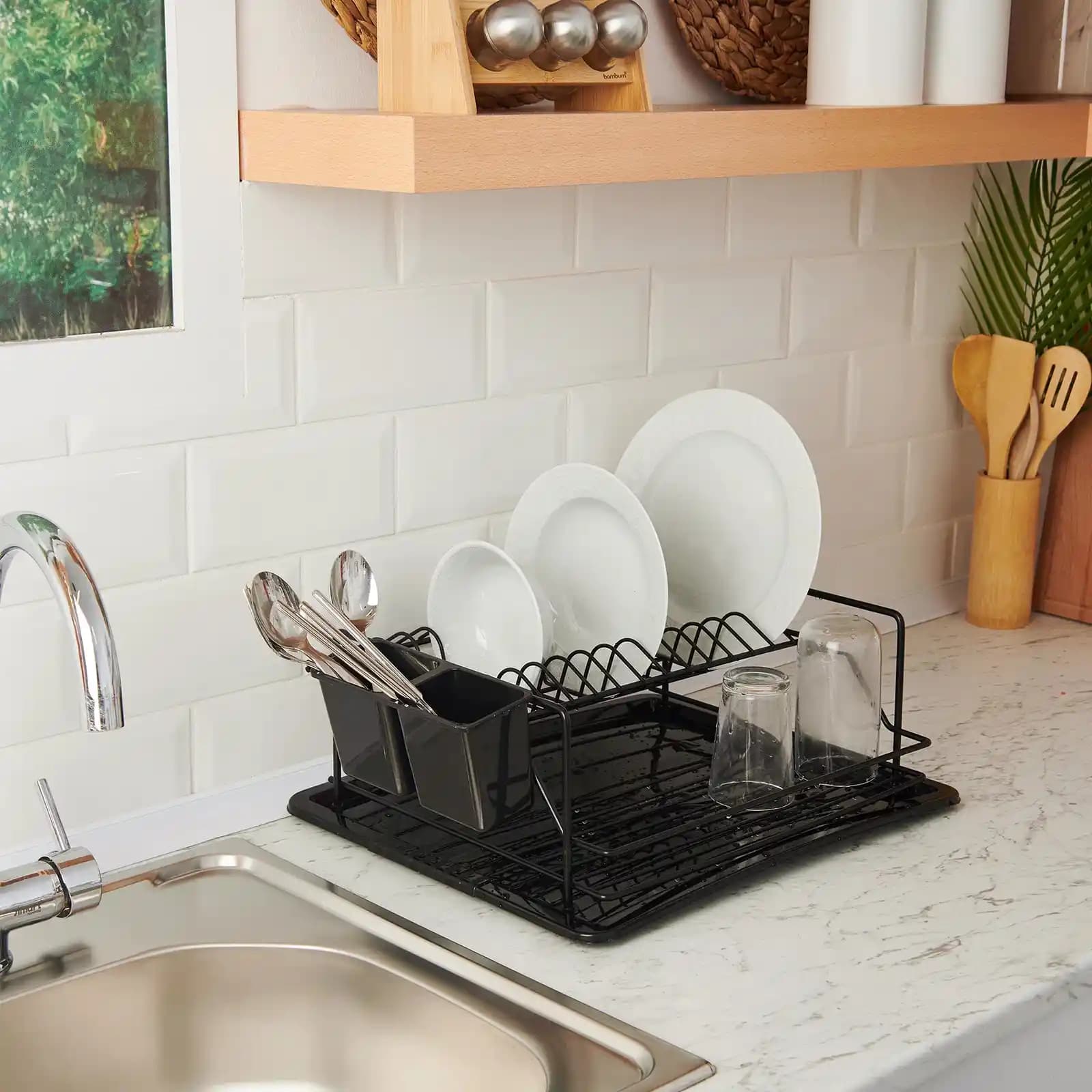 Ev Dekorasyonunda Fonksiyonellik ve Estetiğin Buluştuğu Tabaklık Modelleri