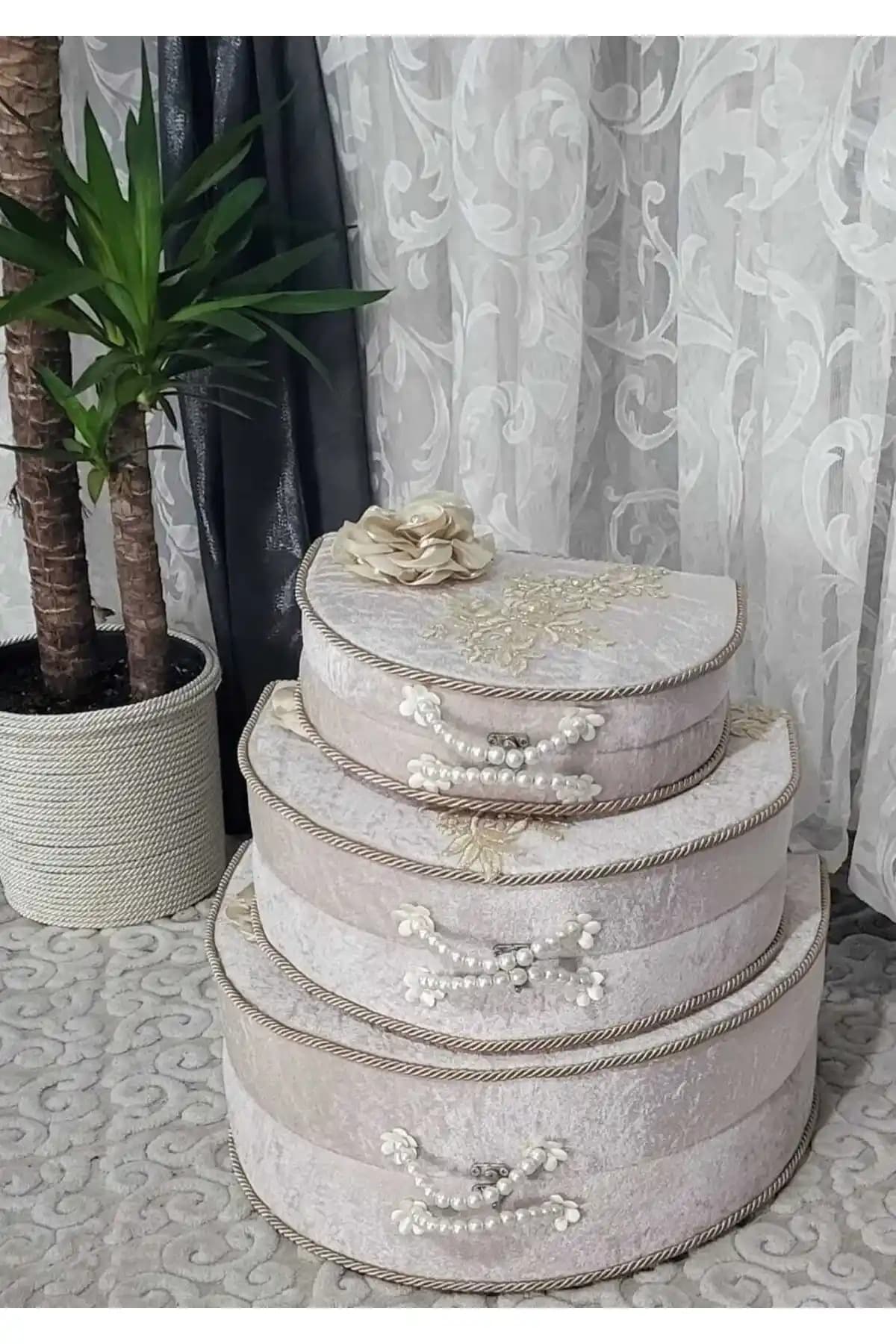 Geleneksel ve Modern Tasarımla Söz Sandıkları: Ev Dekorasyonunda Fonksiyon ve Estetik