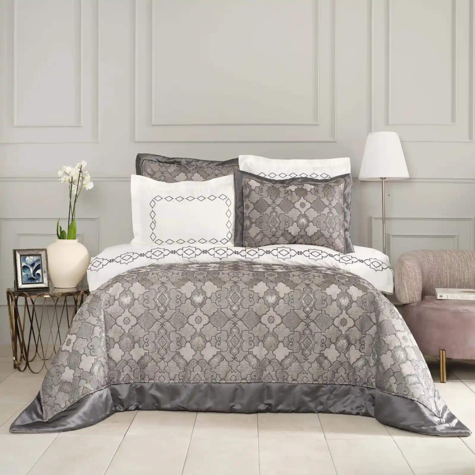 Karaca Home Ev Dekorasyon Ürünleri ve Tasarımları Hakkında Detaylı Bilgi