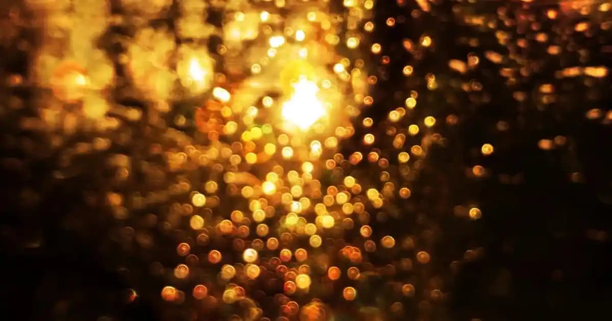 Kornişe Toplama Brakolu Kullanımı ve Farklı Tasarımlarla Ev Dekorasyonunu Geliştirme