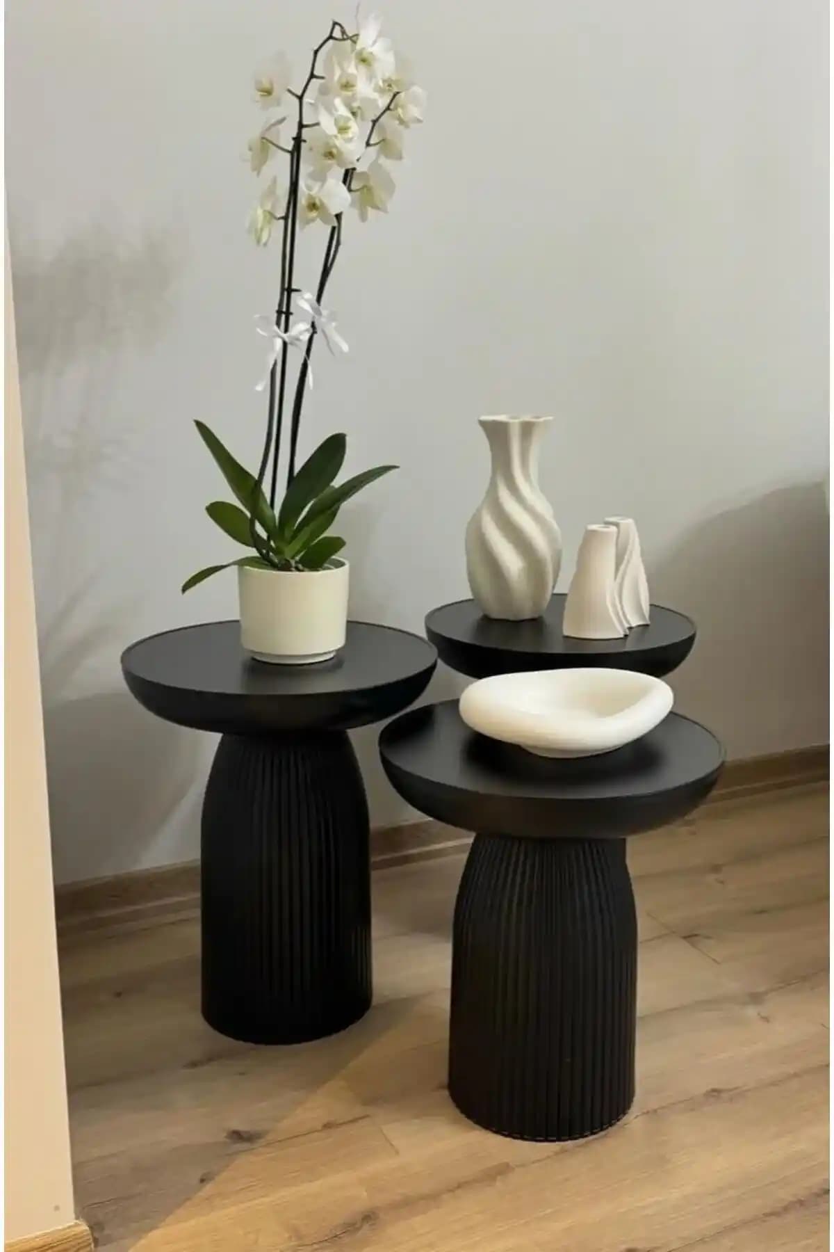 Siyah Mantar Sehpa ile Modern ve Şık Dekorasyon Çözümleri