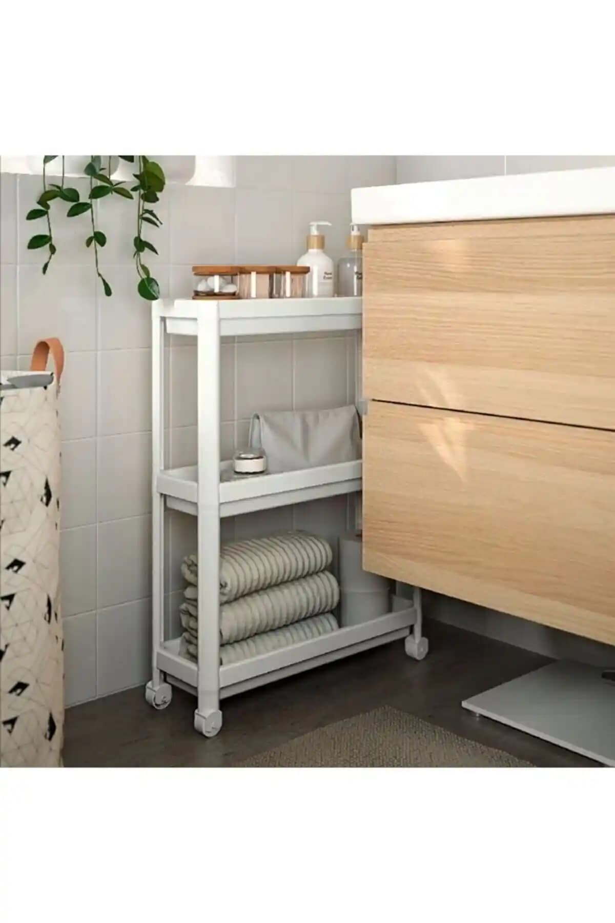 Vesken Tekerlekli Raf Ünitesi ve Vigentino Lizbon Düzenleyici Karşılaştırması