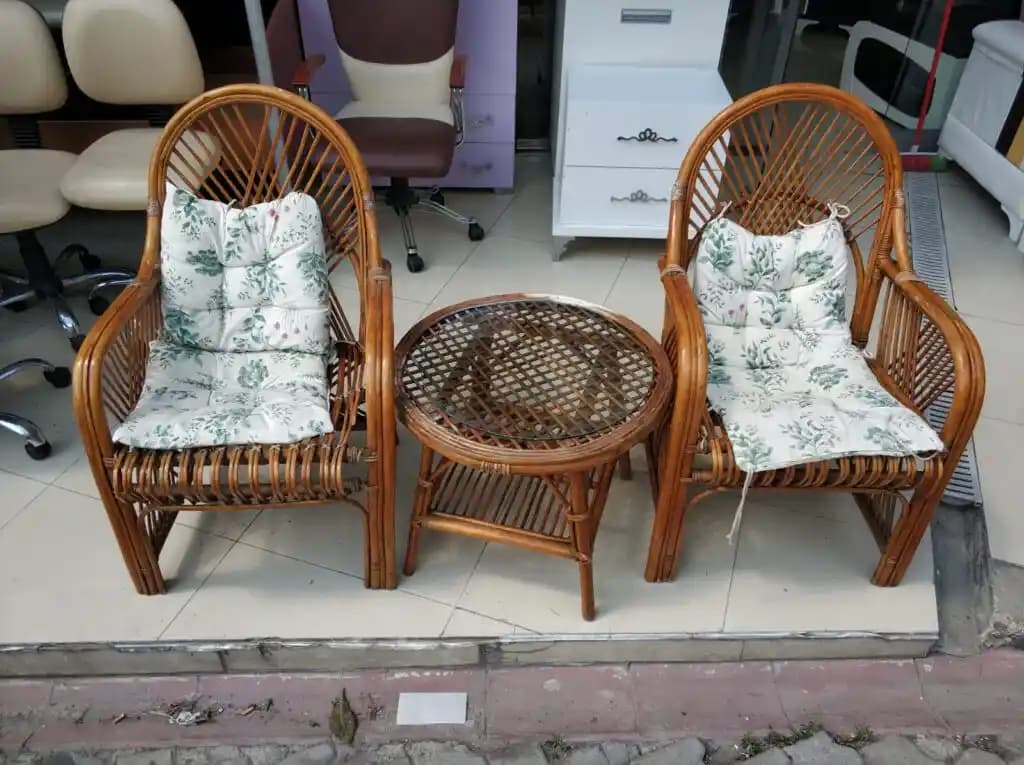 Bambu Sandalye ve Doğal Malzemelerle Ev Dekorasyonunda Şıklık ve Fonksiyonellik