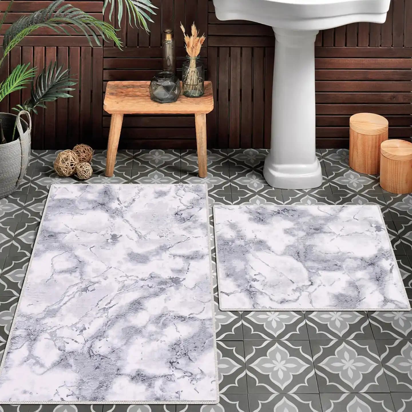 Banyo Paspası Seçerken Dikkat Edilmesi Gereken Temel Özellikler ve Malzeme Seçenekleri