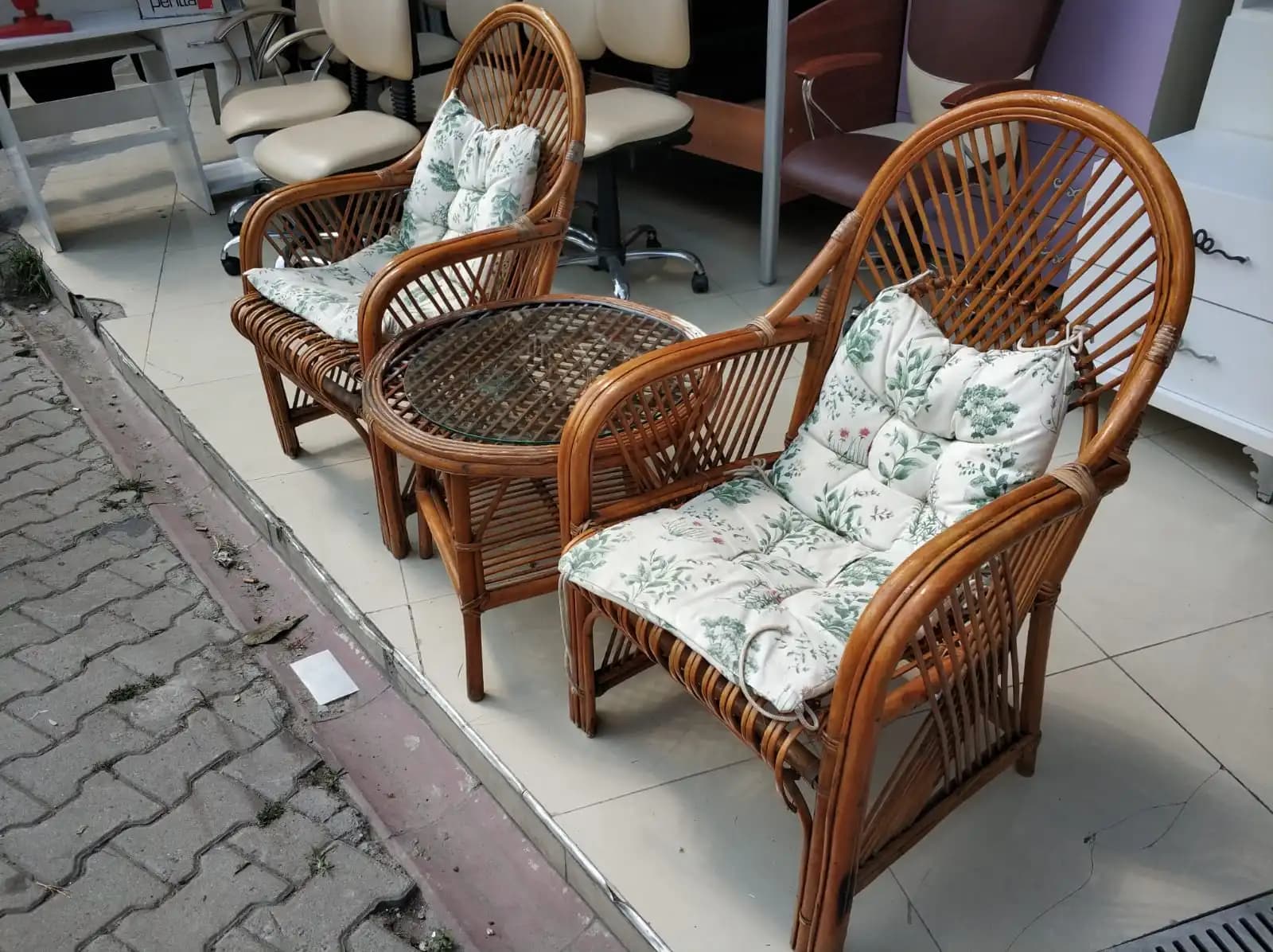 2.El Bambu Sandalye ile Doğal ve Şık Dekorasyon Seçenekleri