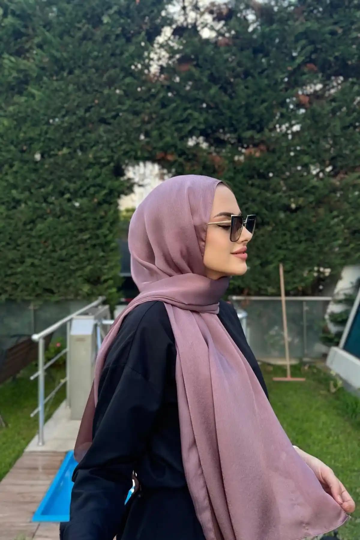 2025'te Açık Gül Kurusu ile Evinizde Sıcaklık ve Zarafeti Keşfedin