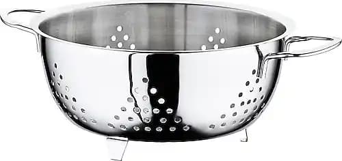 Ayaklı Süzgeçler: Fonksiyonellik ve Estetiği Bir Arada Sunan Modern Dekorasyon Unsuru