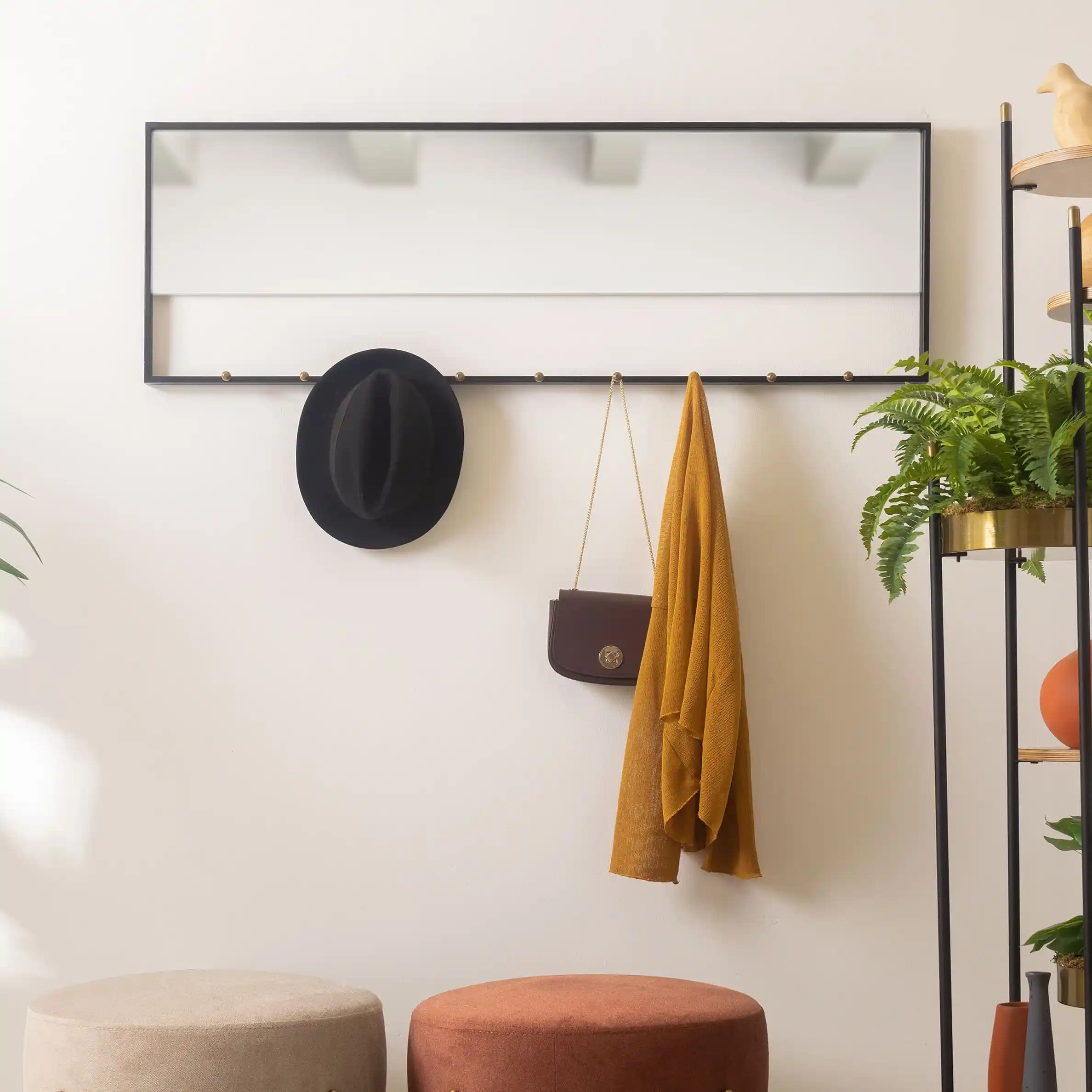 Aynalı Askılık ile Evinizde Şıklık ve Fonksiyonellik Sağlayan Dekorasyon Çözümü