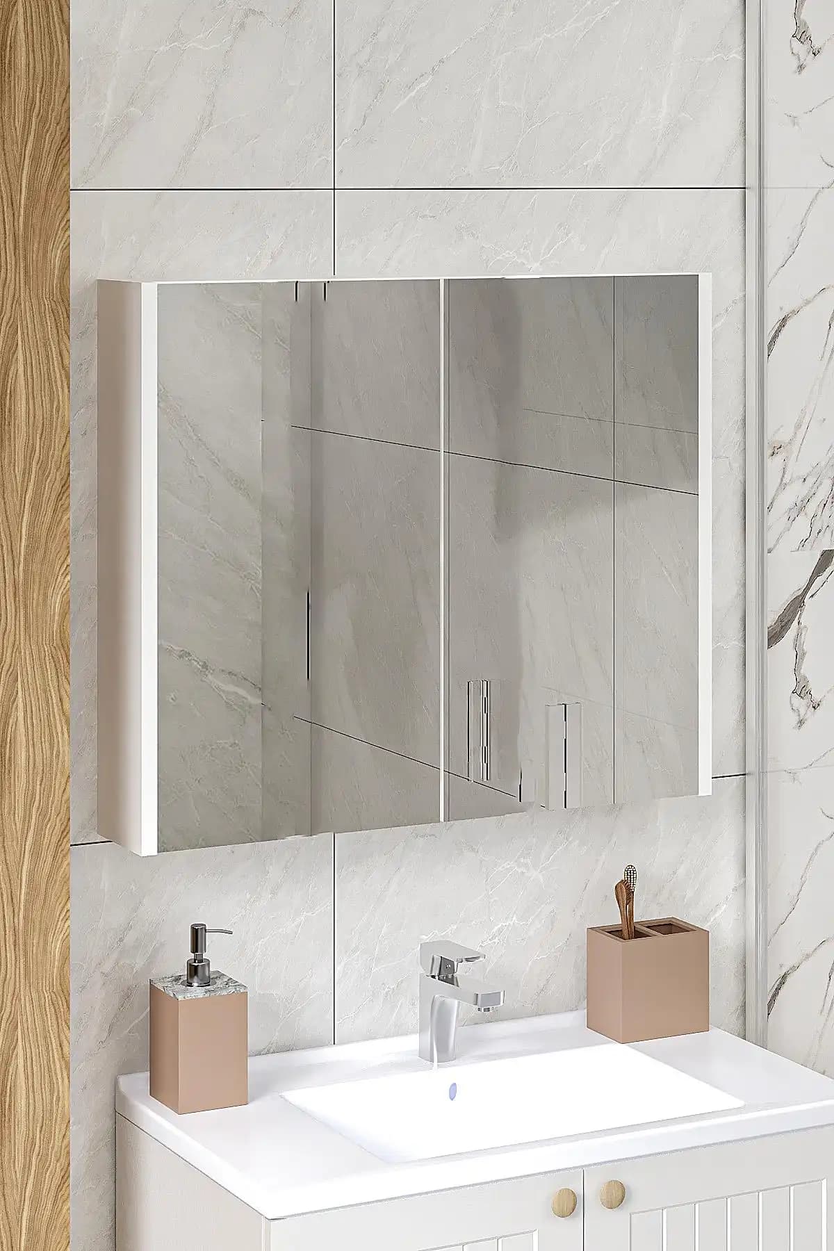 Aynalı Banyo Dolabı Üstleriyle Modern ve Şık Banyo Dekorasyonu Nasıl Yapılır