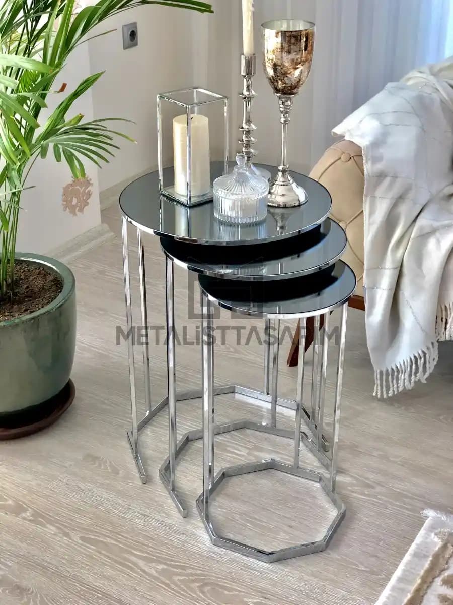 Aynalı Gümüş Zigon Sehpa ile Modern ve Şık Dekorasyon Çözümleri