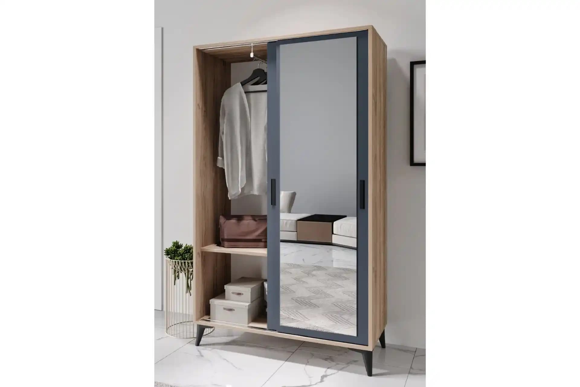 Aynalı Portmanto ile Giriş Alanlarınızı Şık ve Fonksiyonel Hale Getirin