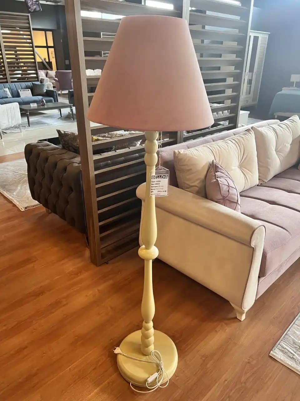 Bellona Lambader Modelleriyle Dekorasyonunuza Şıklık Katın ve Fonksiyonellik Sağlayın