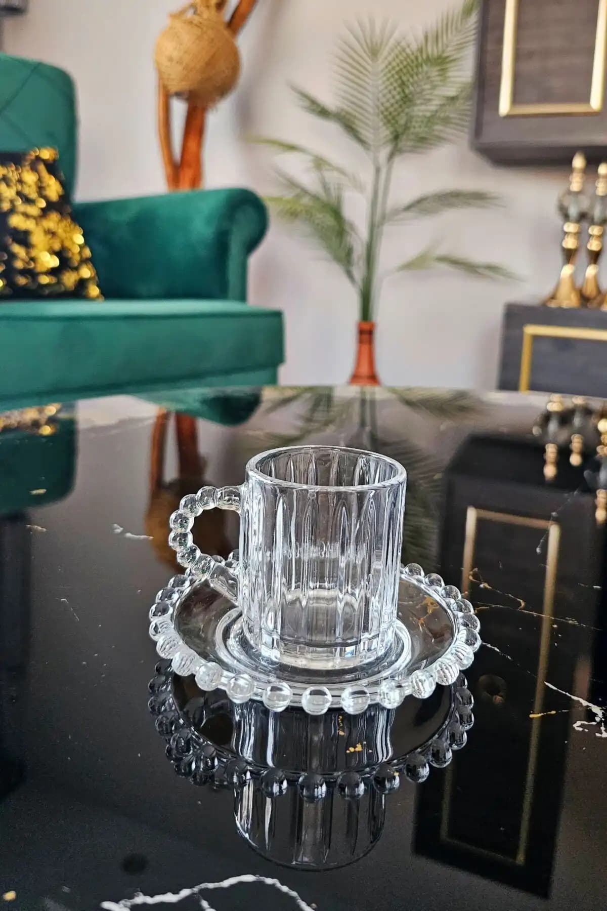 Boncuklu Fincan Takımıyla Dekorasyonunuzu Yenileyin Modern ve Şık Mekanlar Yaratın