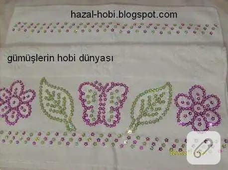 Boncuklu Havlu Süsleme Modelleri: El İşçiliği ve Zarafetin Modern Dekorasyondaki Yeri