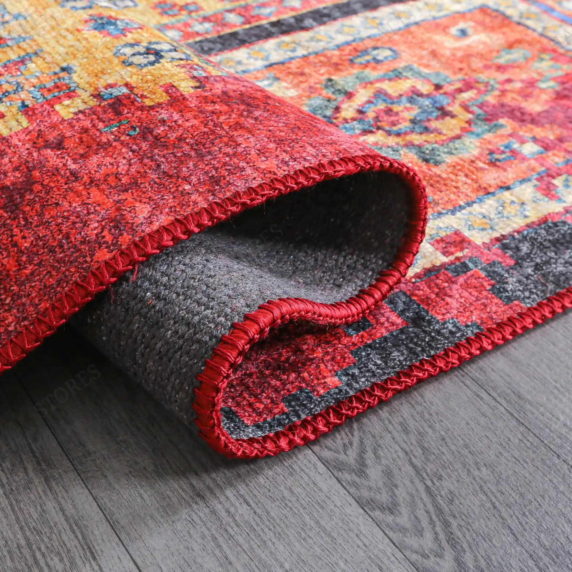 Bordo Kilim ile Dekorasyonda Şıklık ve Sıcaklık Yaratmanın Yolları