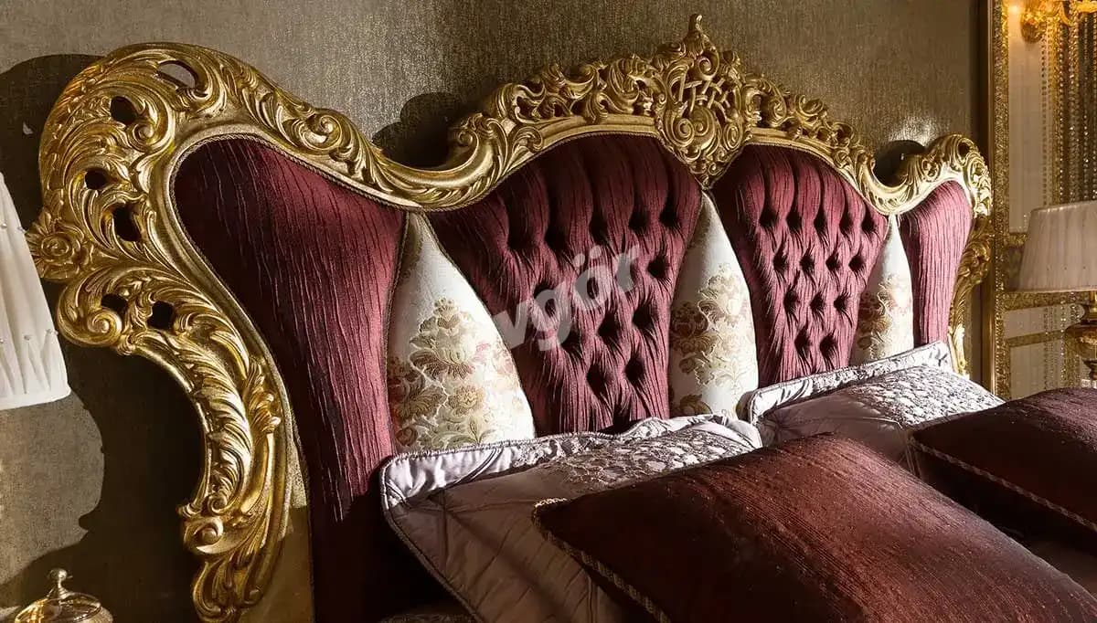 Bordo Yatak Odası Dekorasyonu: Zarafet ve Şıklık İçin Modern ve Klasik Tasarım İpuçları
