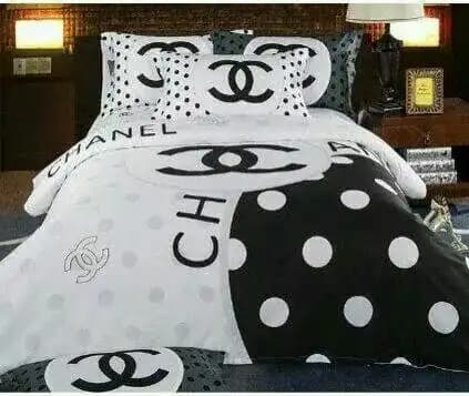 Chanel Yatak Örtüsü Seçenekleri ve Dekorasyonda Kullanım İpuçları