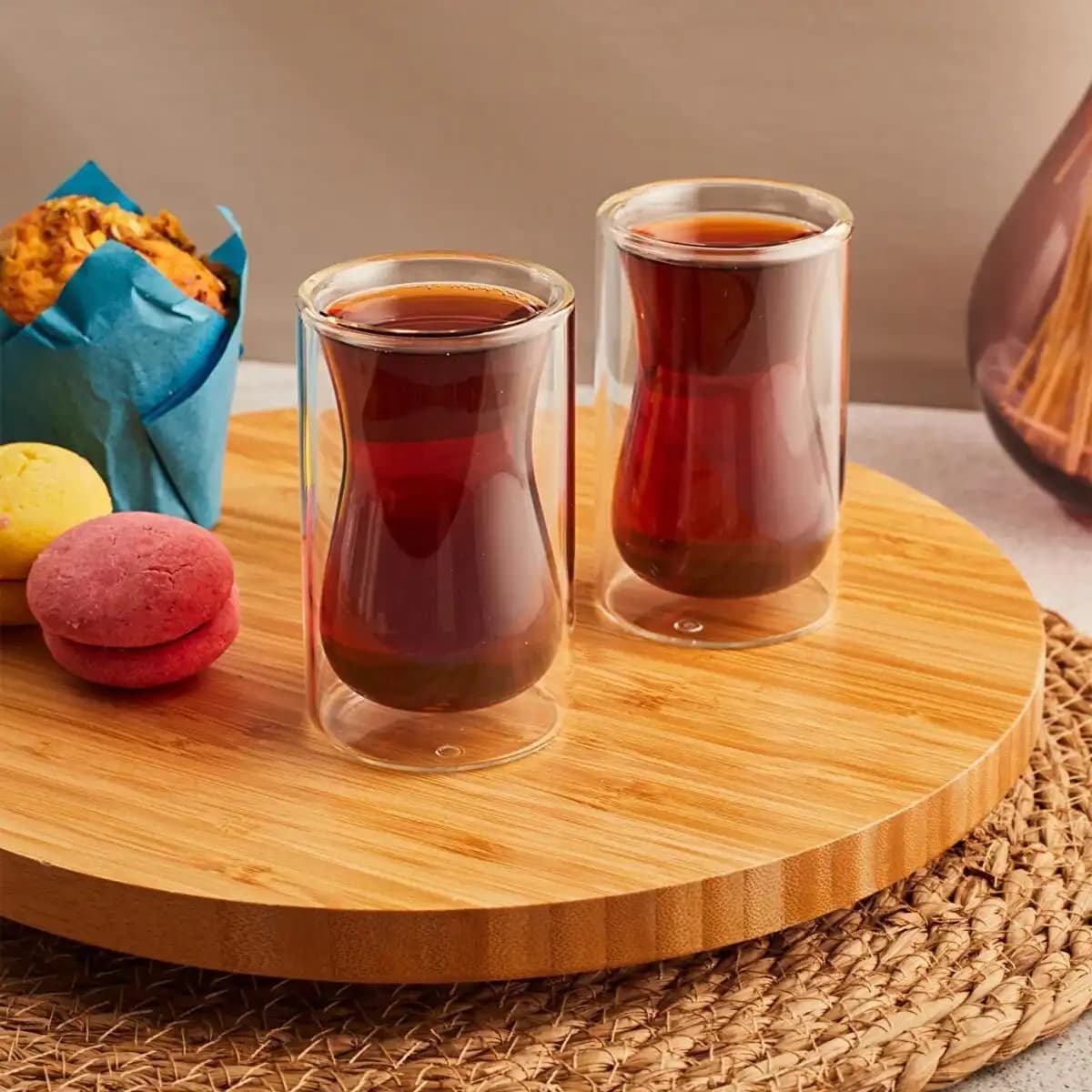 Çiftli Çay Bardağı ile Dekorasyon ve İşlevselliğin Birleşimi