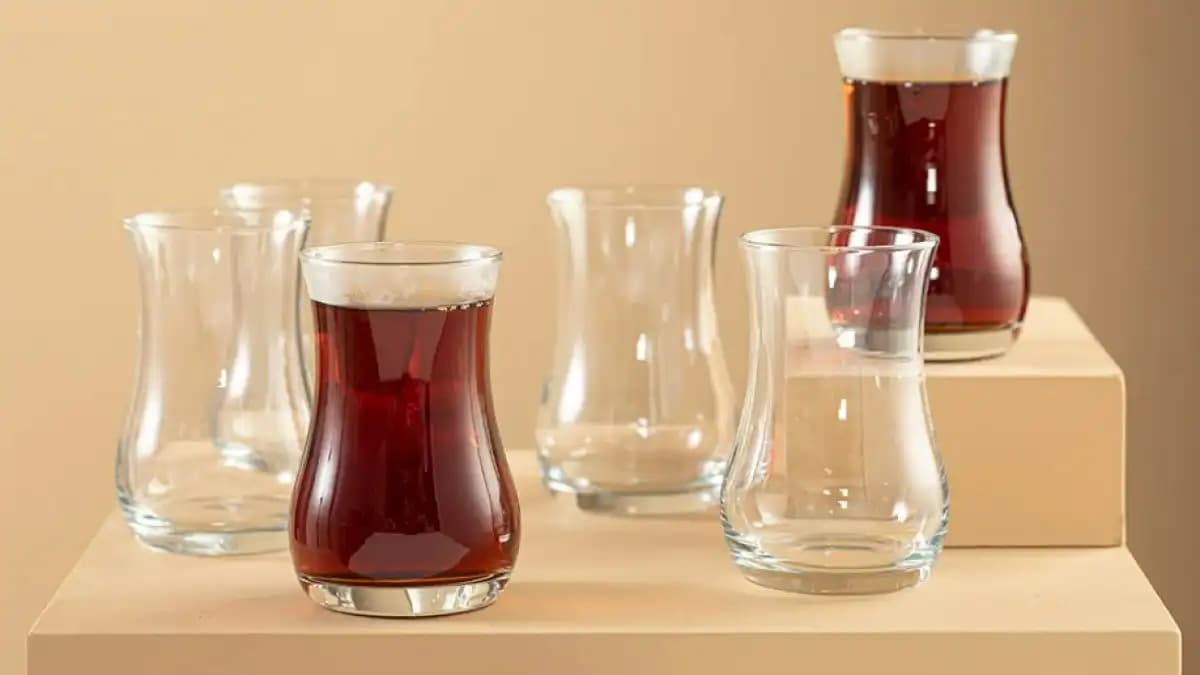 Dekorasyonda Sıradışı Detaylar: Bir Çay Bardağıyla Yenilikçi ve Şık Tasarımlar