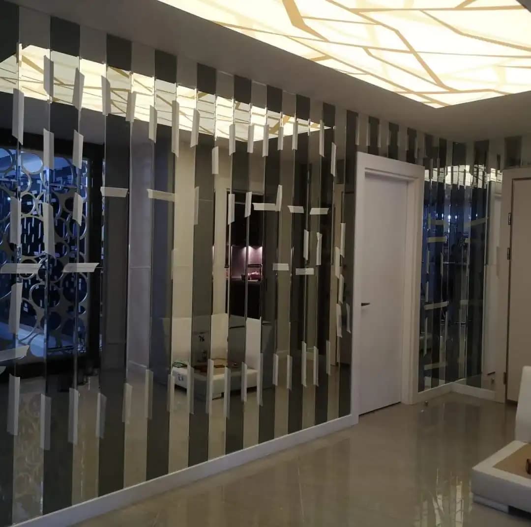 Dekoratif Cam Modelleri: Modern ve Estetik Çözümlerle Mekanlara Şıklık Katın