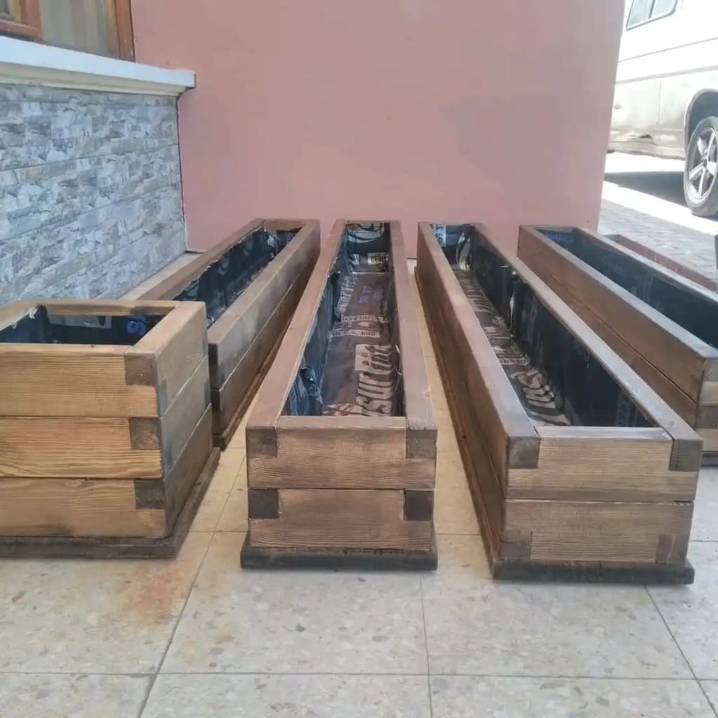 İkinci El Ahşap Saksılarla Doğal ve Şık Dekorasyon Çözümleri