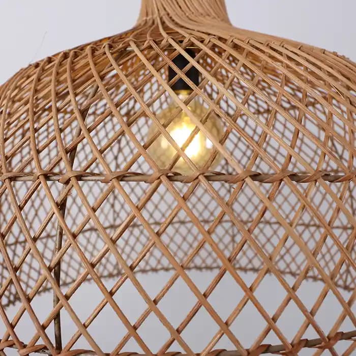 İngiliz Ev Dekorasyonunda Lambalar: Estetik ve Fonksiyonelliğin Buluşması