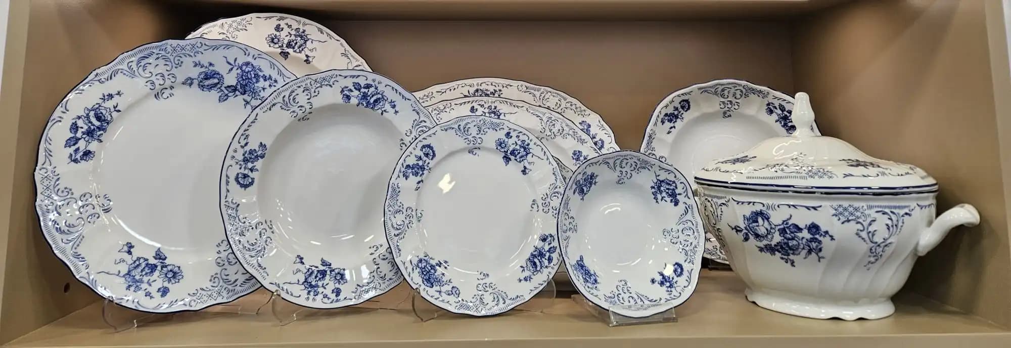 İngiliz tarzı yemek takımlarıyla evinizde şıklık ve zarafet yaratın