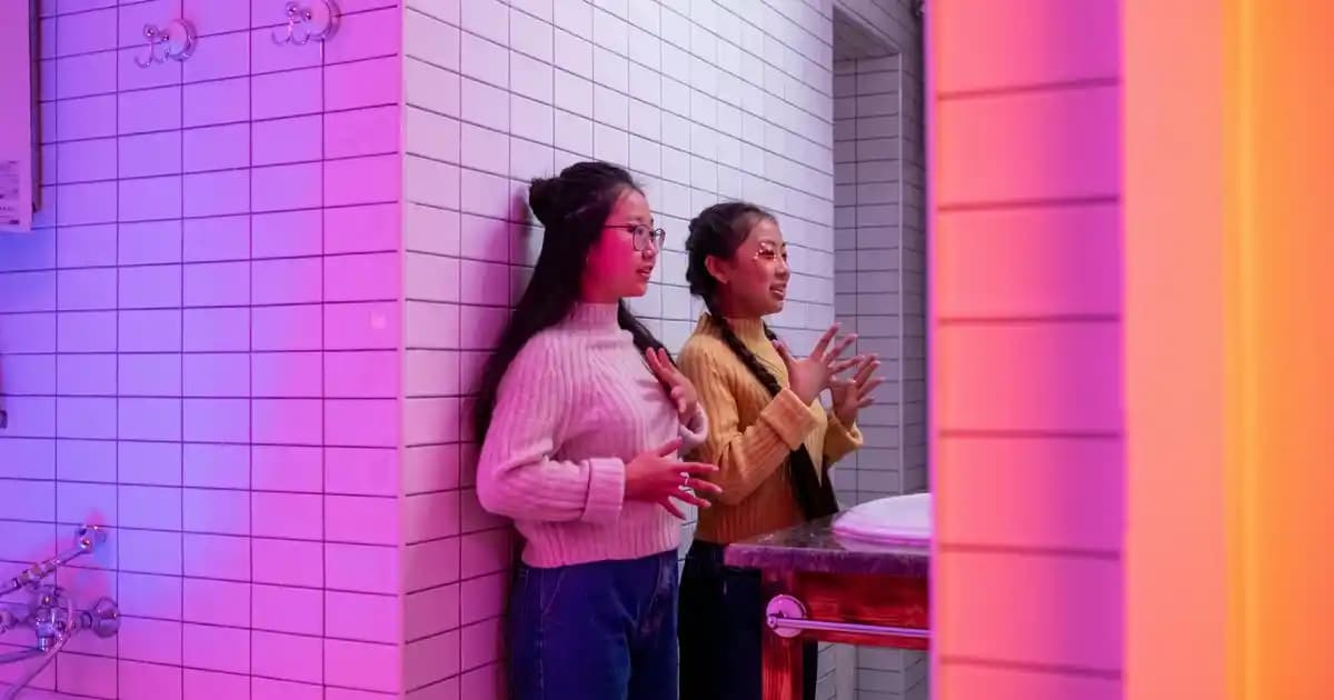 İngilizce Ev Lüks Koleksiyonu ile Şık ve Fonksiyonel Dekorasyon Yaklaşımları