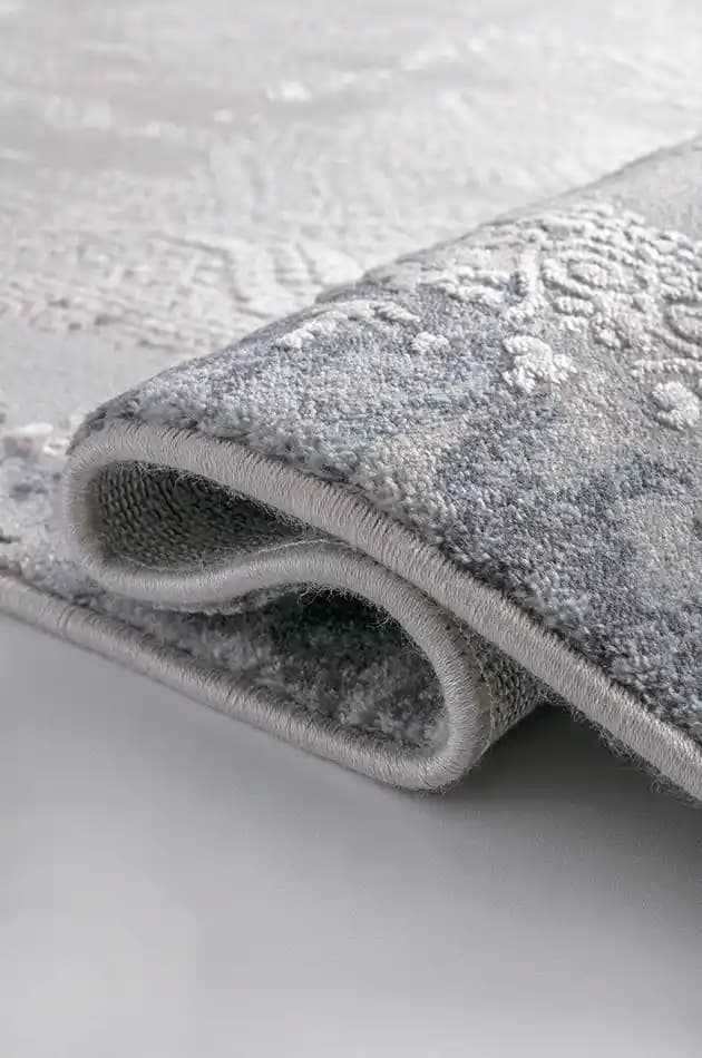 Kalın Halı Dekorasyonda Şıklık ve Konforun Anahtarı Olur