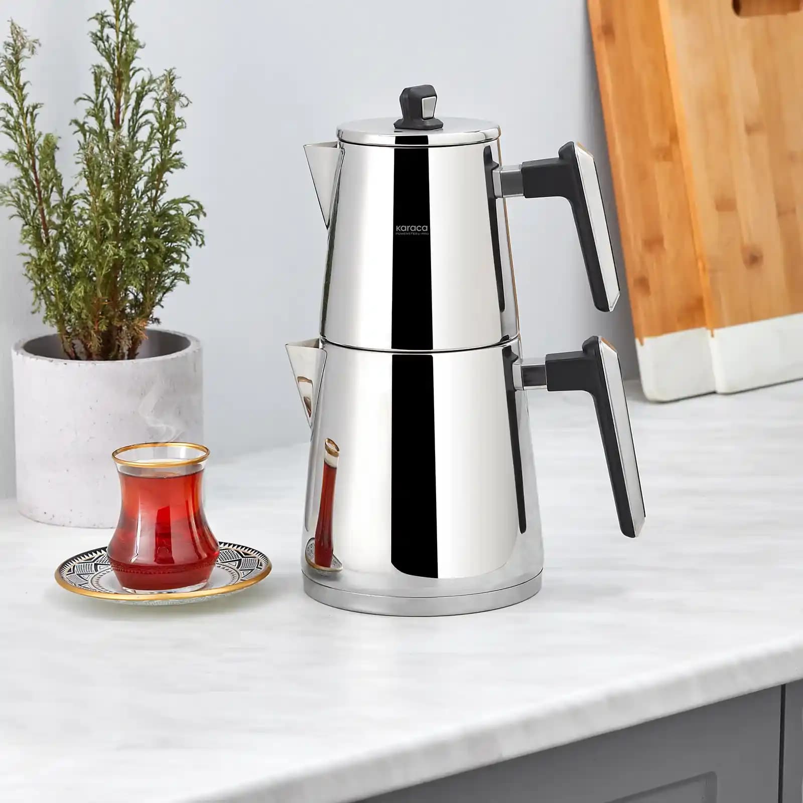 Karaca Çaydanlıklarıyla Mutfak ve Dekorasyonda Şıklık ve Fonksiyonellik Sağlama