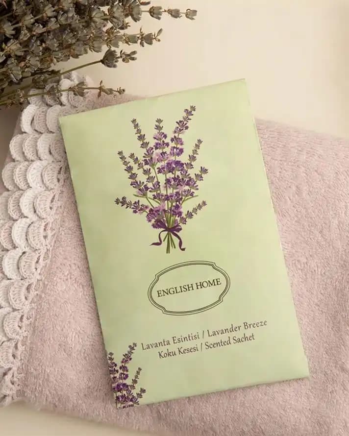 Lavanta Esintisi ile Doğal ve Şık Ev Dekorasyonu Trendleri ve Faydaları