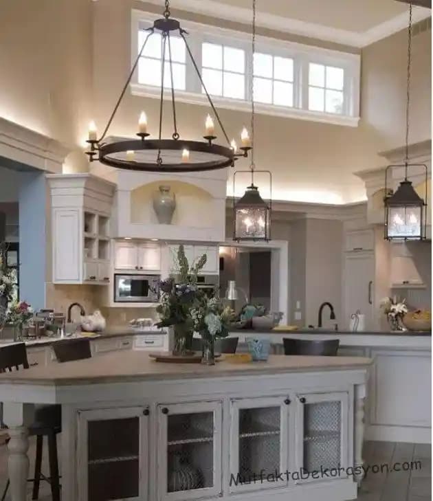 2025'te Mutfak Avizesi Seçiminin 5 Altın Kuralı ile Dekorasyonunuzu Yenileyin