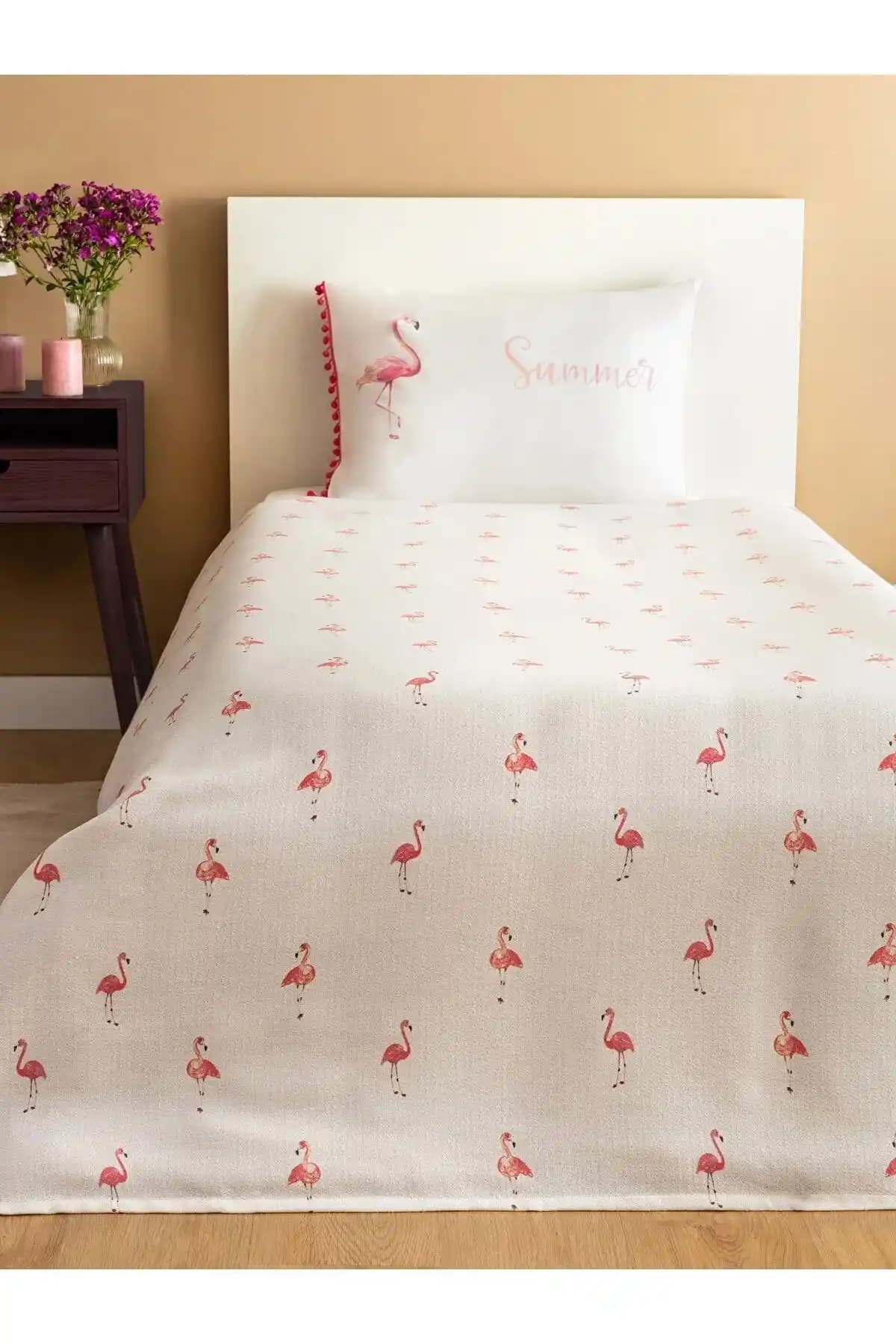 Tek Kişilik Pike Takımı ile Yatak Odasında Konfor ve Estetiği Yakalamak