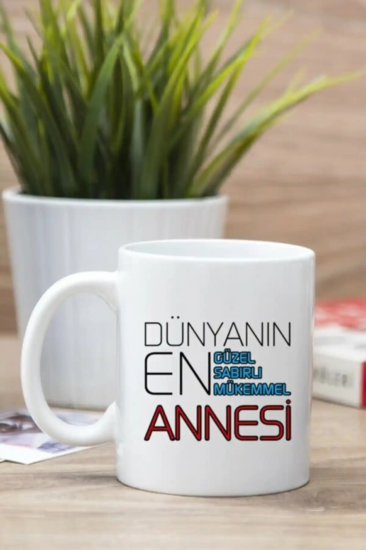 Beyaz Dünyanın En Iyi Annesi Baskılı Kupa Bardak Ürünü ve Özellikleri