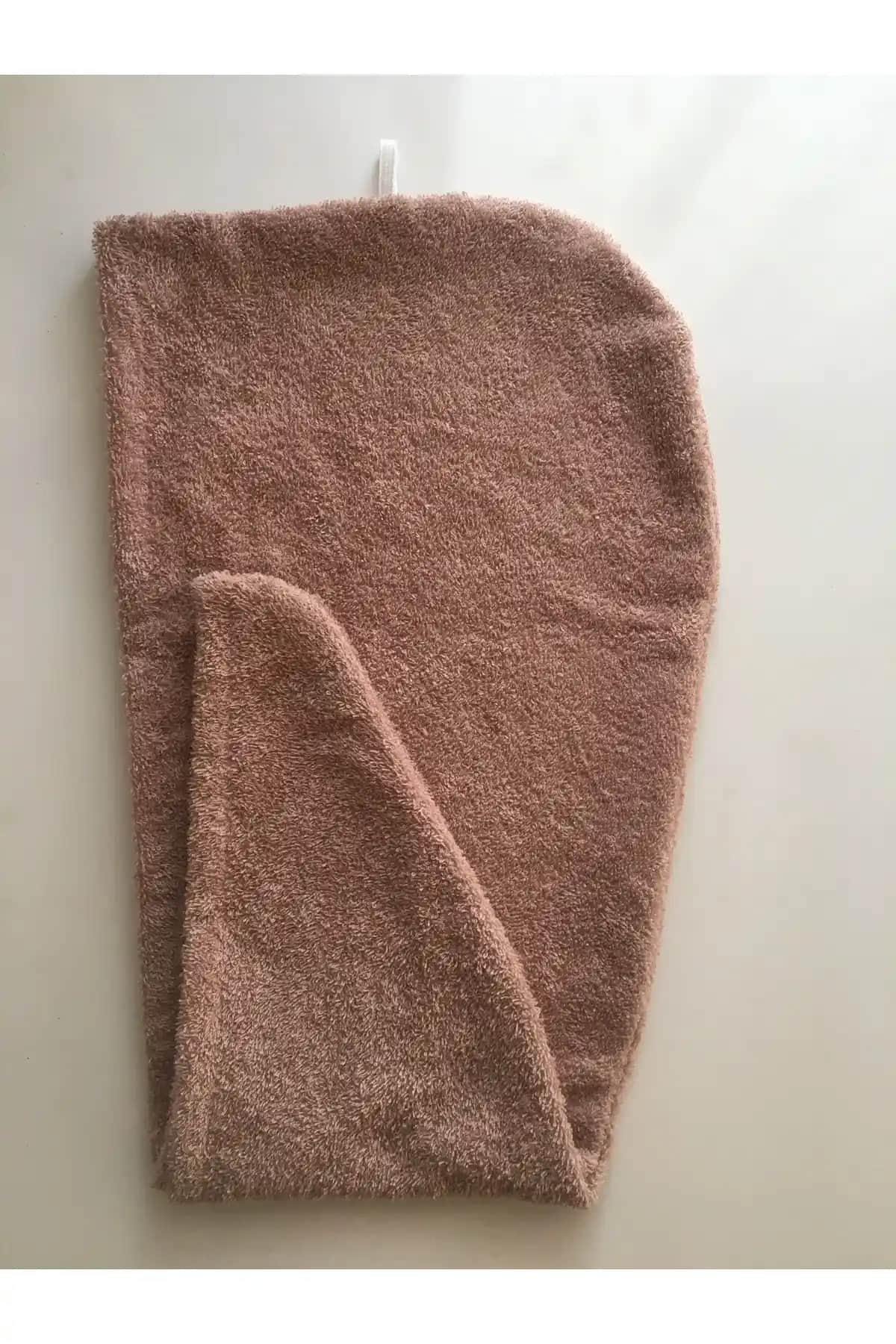 Hızsoy Tekstil Saç Bone Havlusu: Yüksek Su Emiciliği ve Ayarlanabilir Lastik Özelliğiyle Pratik Kullanım