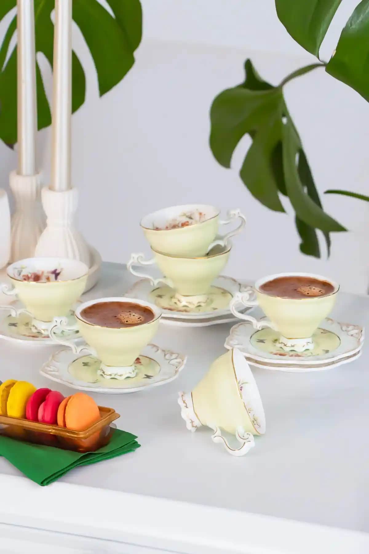 Kosova ZJN-002/4 Flower Altın Yalızlı 6 Kişilik Türk Kahvesi Fincan Takımı Özellikleri ve Kullanım İpuçları