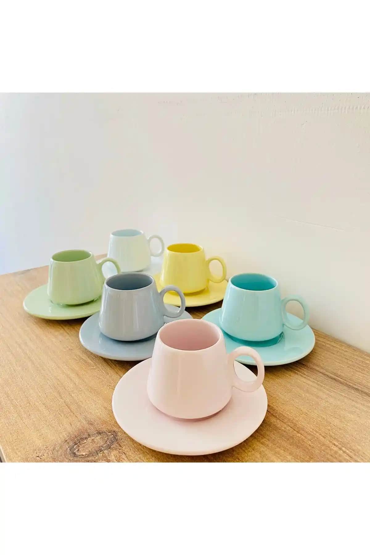 Nokta Türk Kahvesi Fincan Takımı 12 Parça Modern ve Şık Tasarım ile Kahve Keyfini Artırır