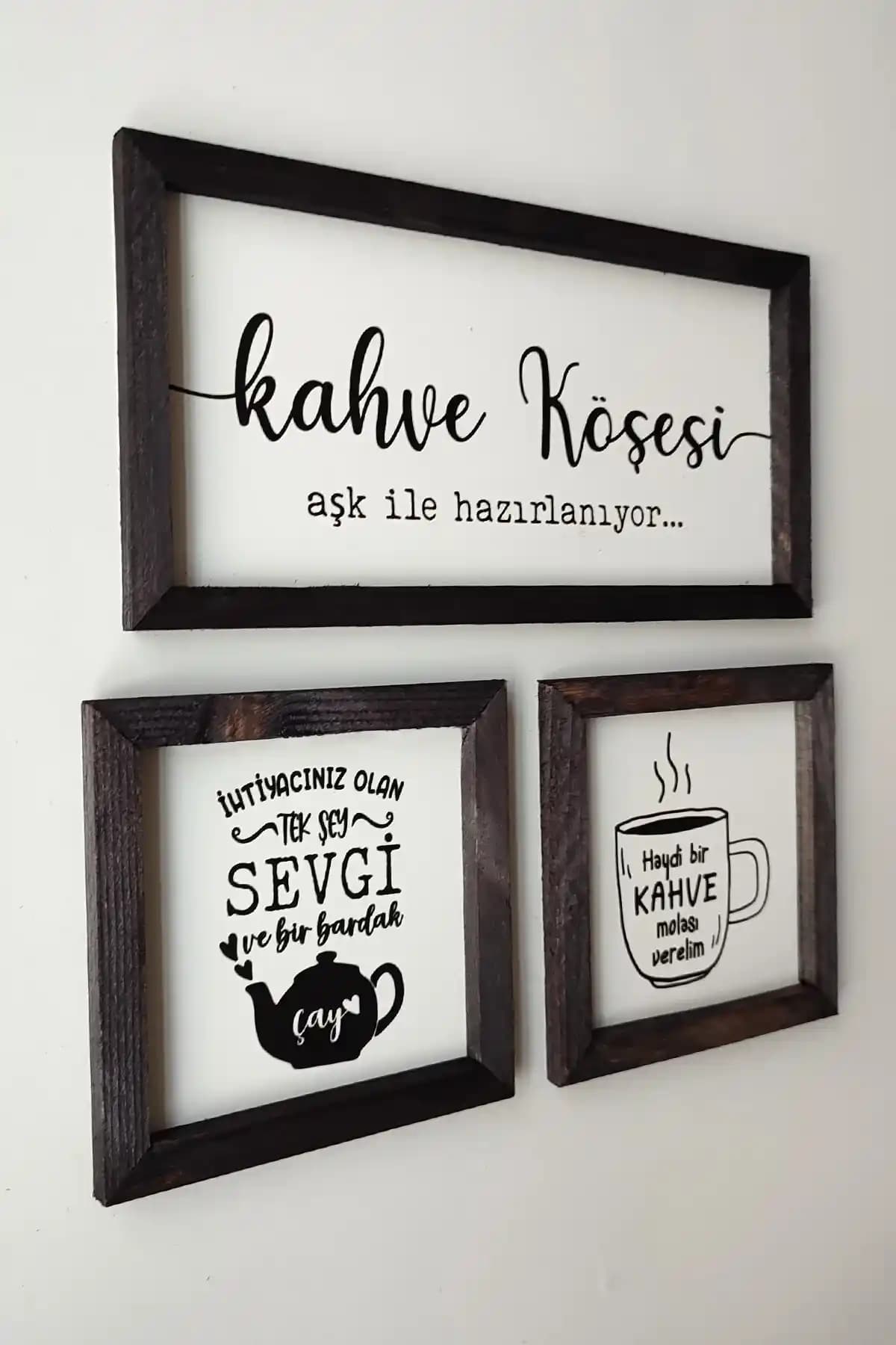 Ahşap Çay Kahve Köşeleri: Ev Dekorasyonunda Estetik ve İşlevsel Çözümler