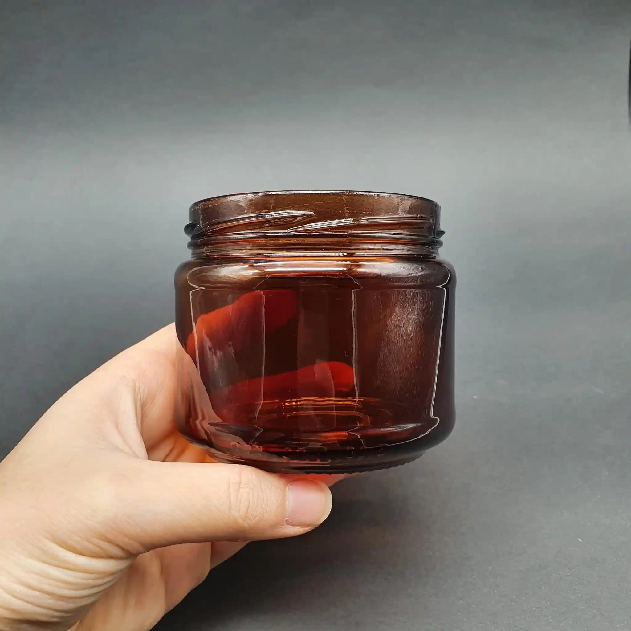 Amber Cam Kavanozlar Ev Dekorasyonunda Şıklık ve Fonksiyonellik Sunar