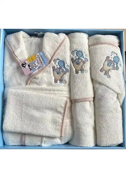 Bambu Kumaşın Bebek Bornoz Setlerinde Kullanım Avantajları ve Sürdürülebilirliği