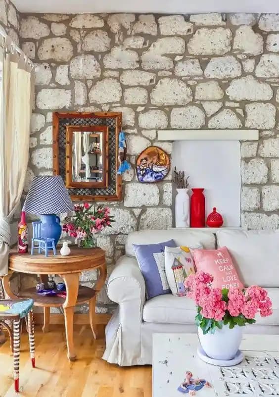 Bodrum Ev Dekorasyonunda Şık Yatak Seçenekleri ve Modern Tasarım Yaklaşımları