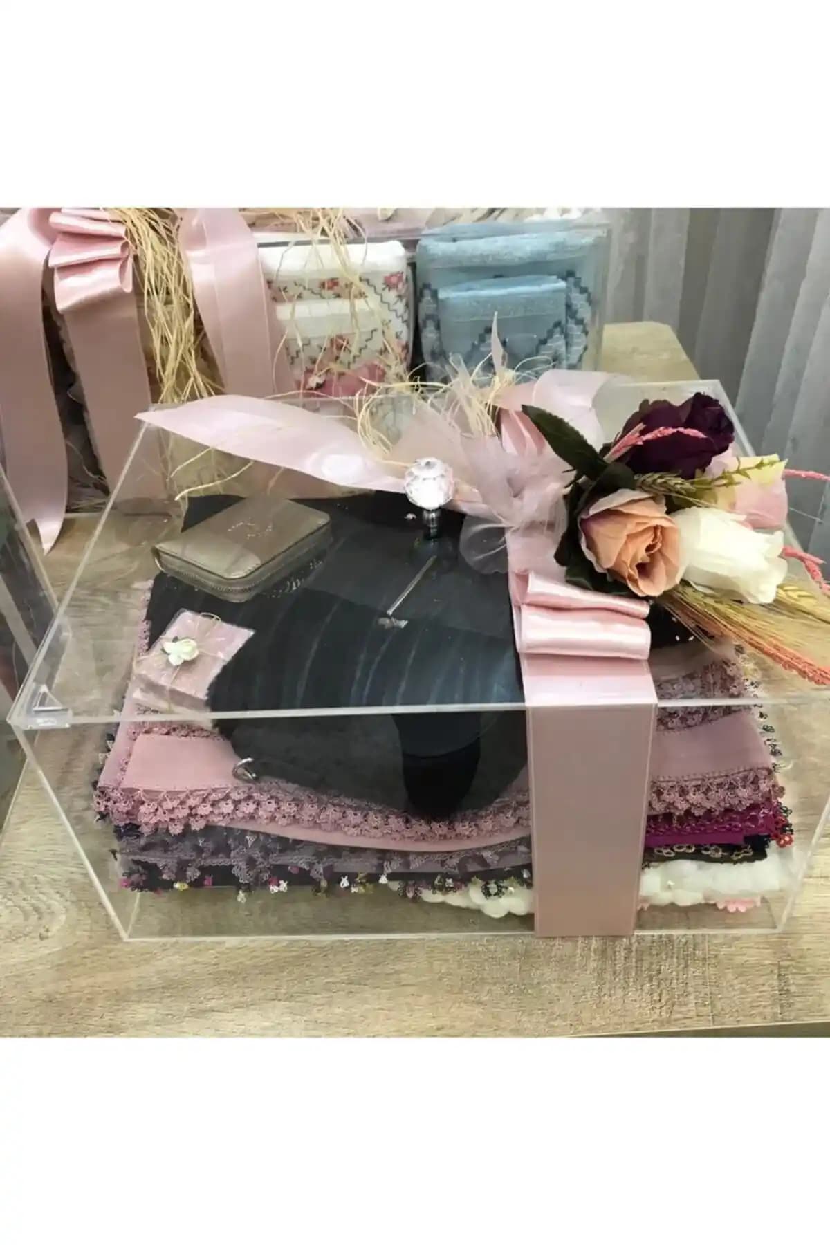 Bohça Kutusu Dekorasyonunda Yaratıcı ve Şık Yaklaşımlar ve Uygulama İpuçları