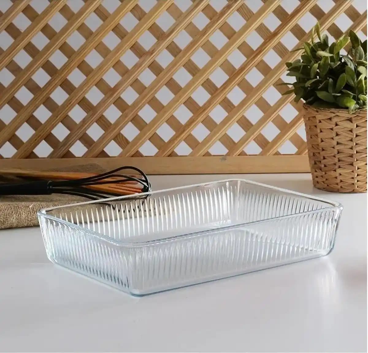 Borcam Tepsilerin Çok Yönlü Kullanımı ve Mutfaktaki Avantajları