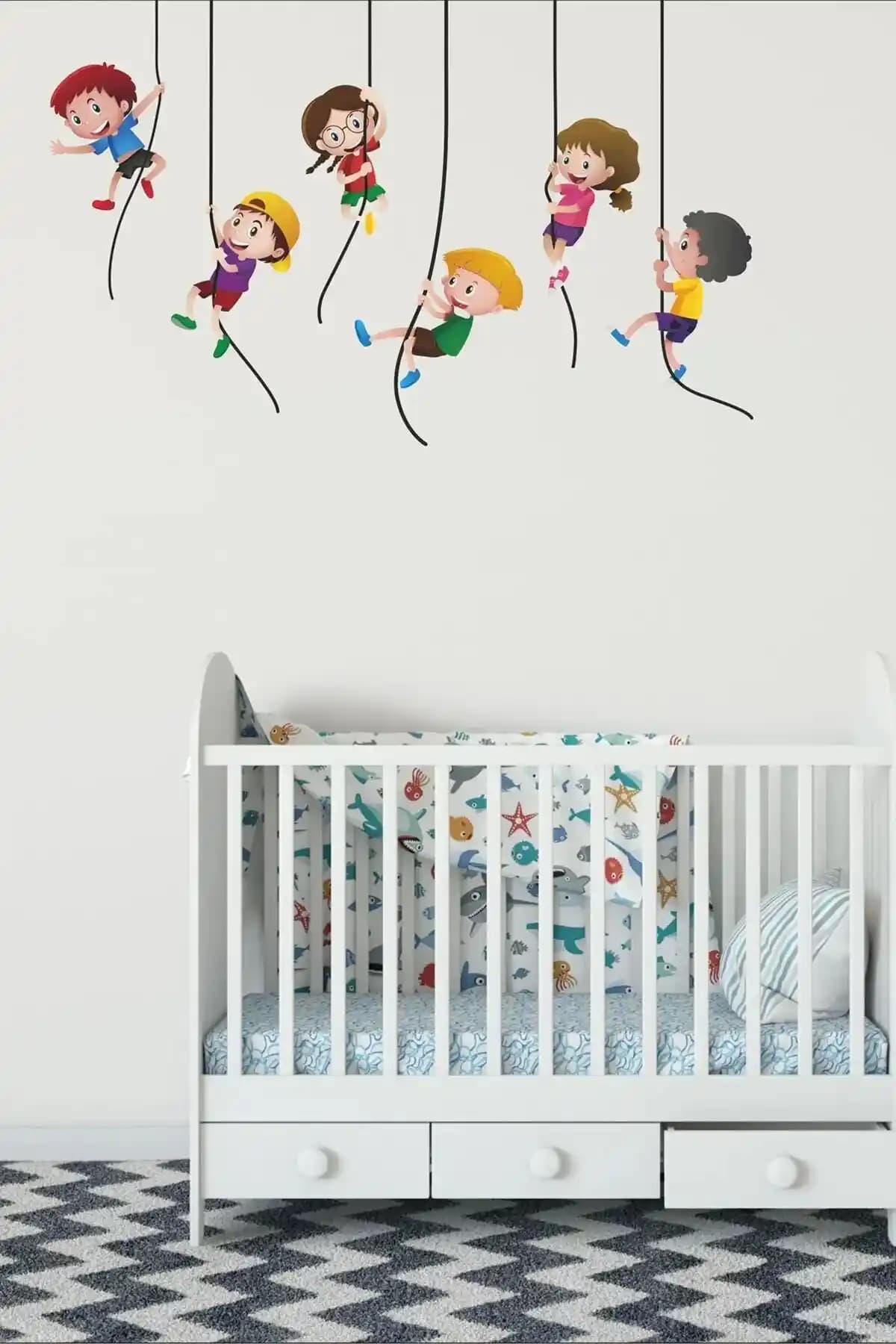 Çocuk Odası Dekorasyonunda Sticker Kullanımı ve Seçim Rehberi