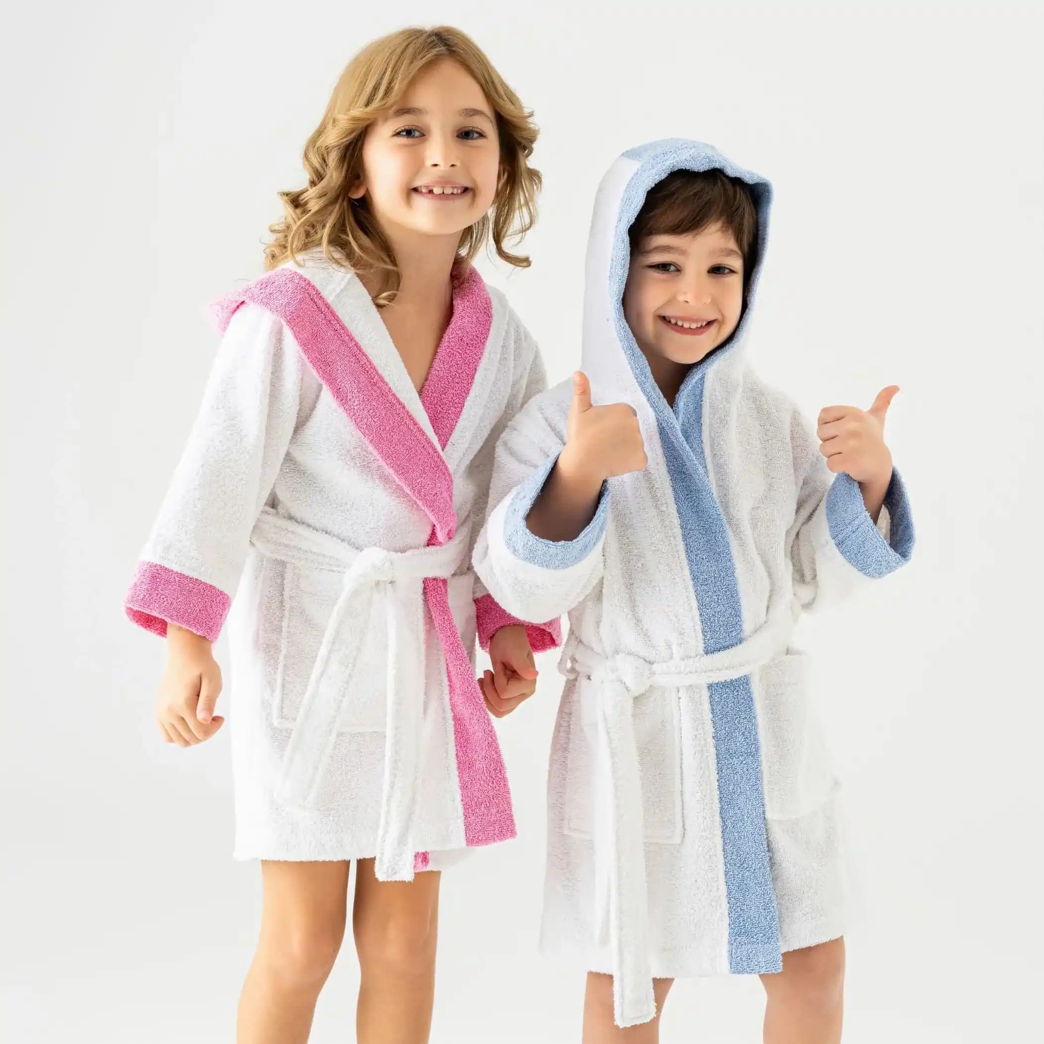 Çocuklar İçin Şık ve Sıcak Bornoz Seçenekleri ve Bakım İpuçları