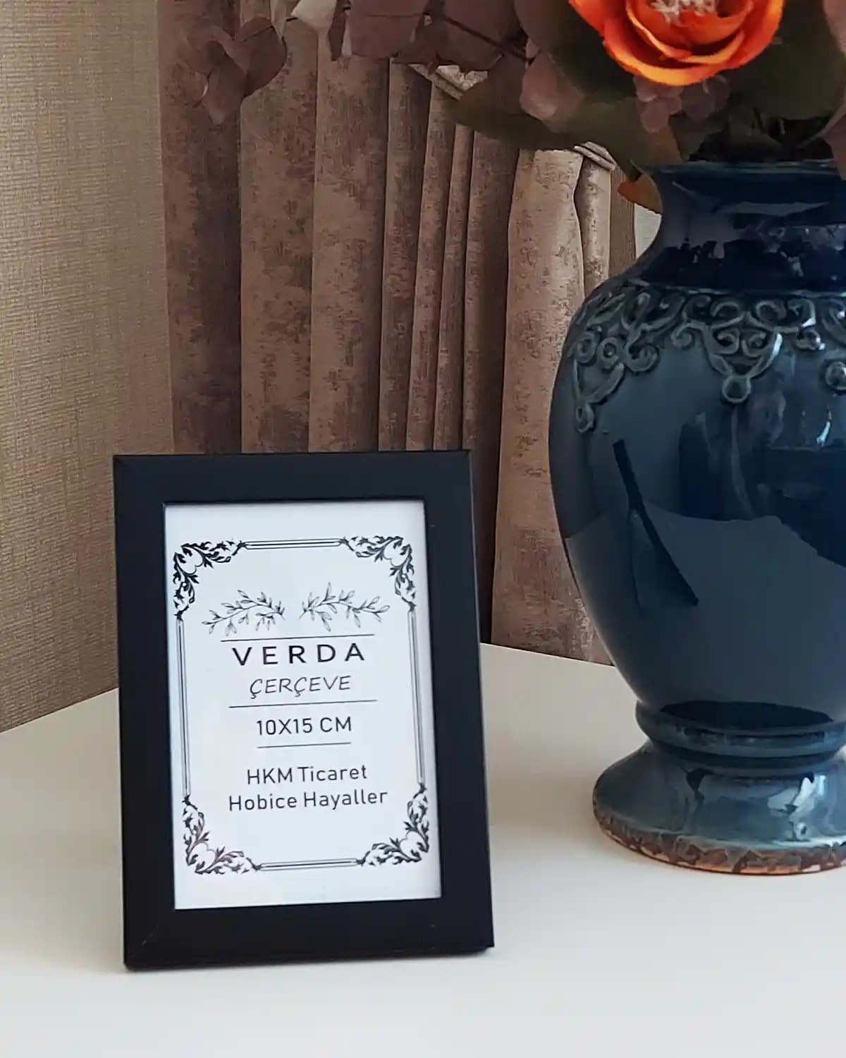 Dekoratif Çerçeve Kullanımı Rehberi İç Mekan Dekorasyonunda Estetik ve Uygulama İpuçları