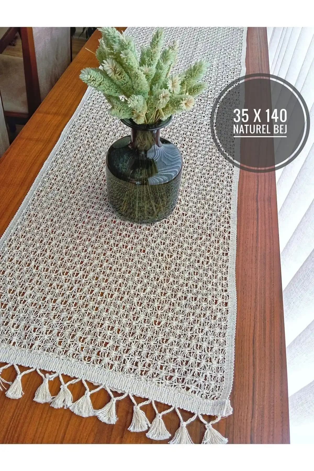 Dekoratif Dantel Örgü Runner ile Ev Dekorasyonunuza Zarif Bir Dokunuş