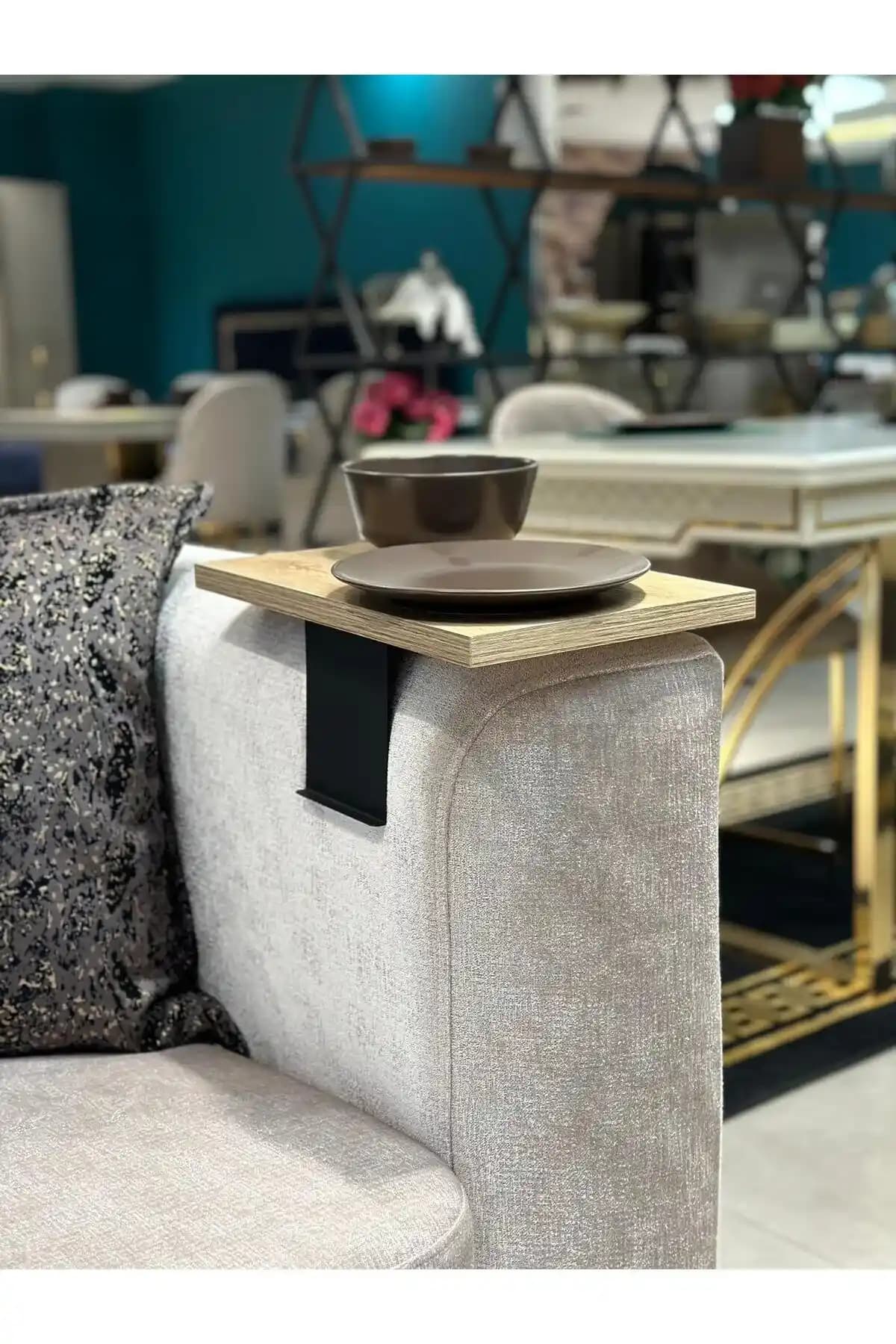 Dekoratif Koltuk ve Sehpa Seçiminde Güncel Trendler ve Özellikler